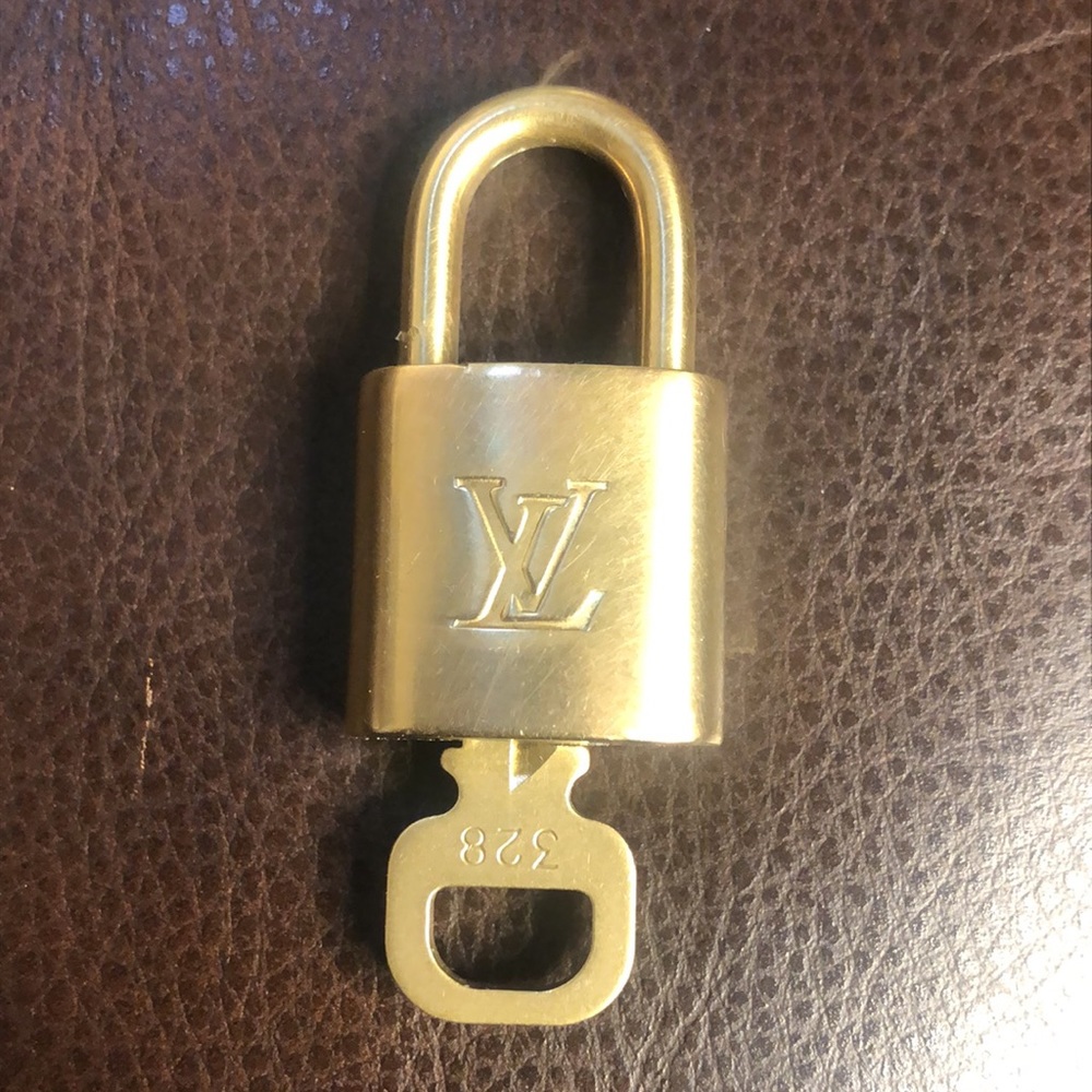 Louis Vuitton LV Gold Padlock Lock & Key 328